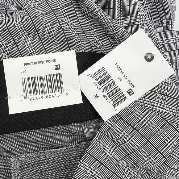 NWT Ophelia Roe Black Checkered High Rise Skinny Pants Size Medium Women’s - Picture 7 of 7